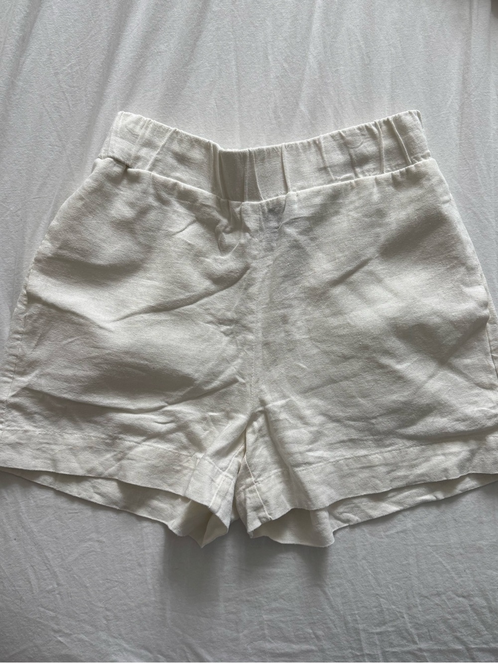 Linen shorts